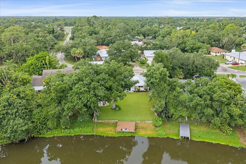 4271 LAGO WAY, SARASOTA, photo 5 of 35