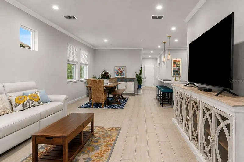 Thumbnail 13
