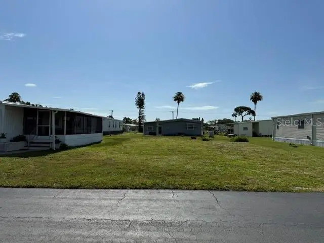 207 LA ROSAS, NORTH PORT