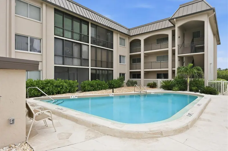6470 HOLLYWOOD BOULEVARD #208, SARASOTA, photo 3 of 29