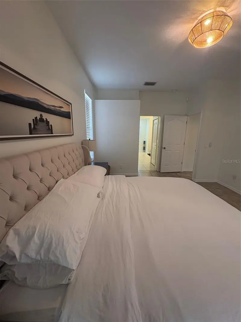Thumbnail 33