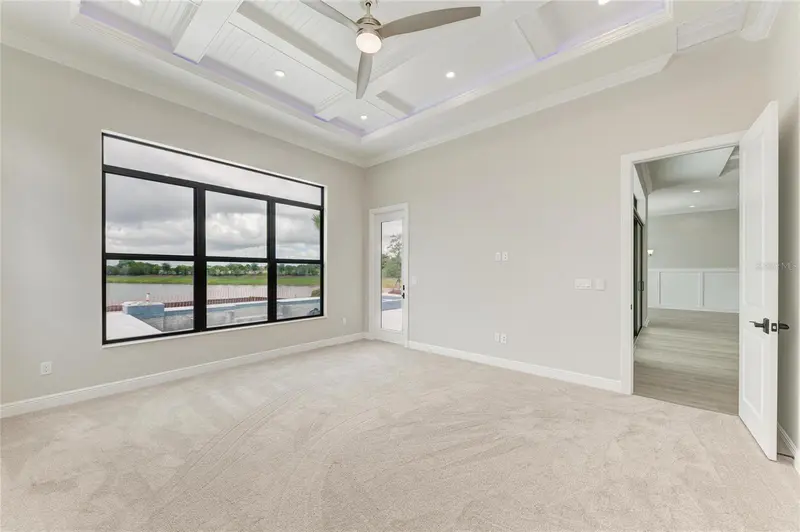Thumbnail 32