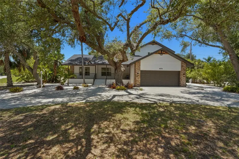 4074 REDBIRD CIRCLE, SARASOTA