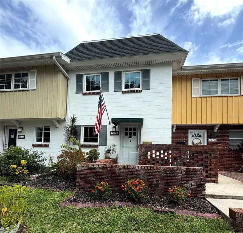 707 VENICE AVENUE #707B, VENICE