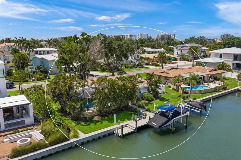 549 HALYARD LANE, LONGBOAT KEY, photo 5 of 70