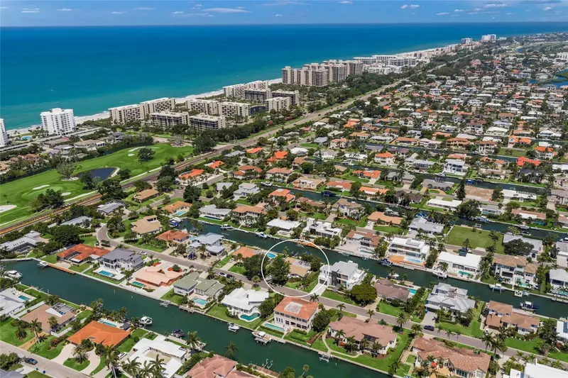 549 HALYARD LANE, LONGBOAT KEY