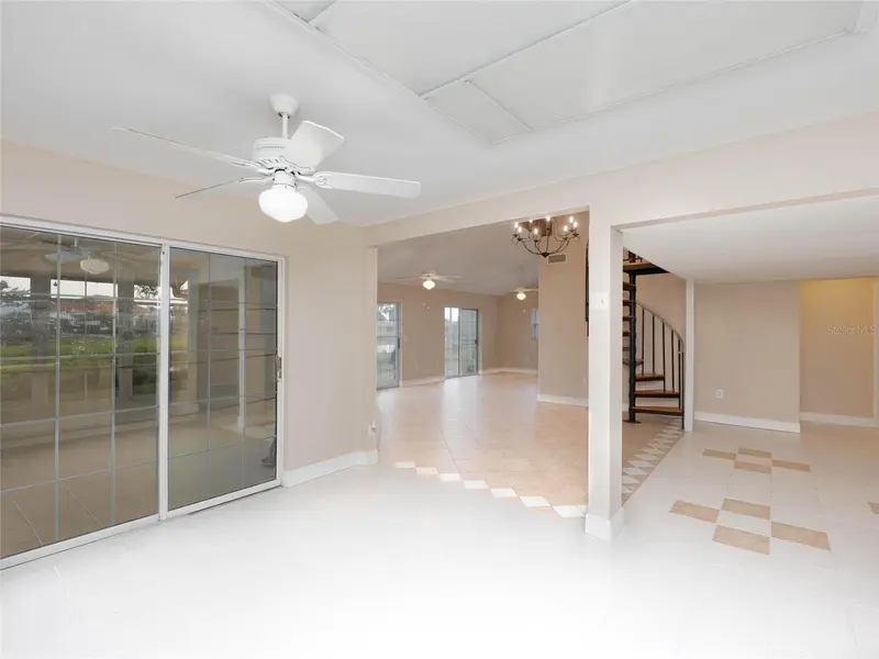 Thumbnail 13