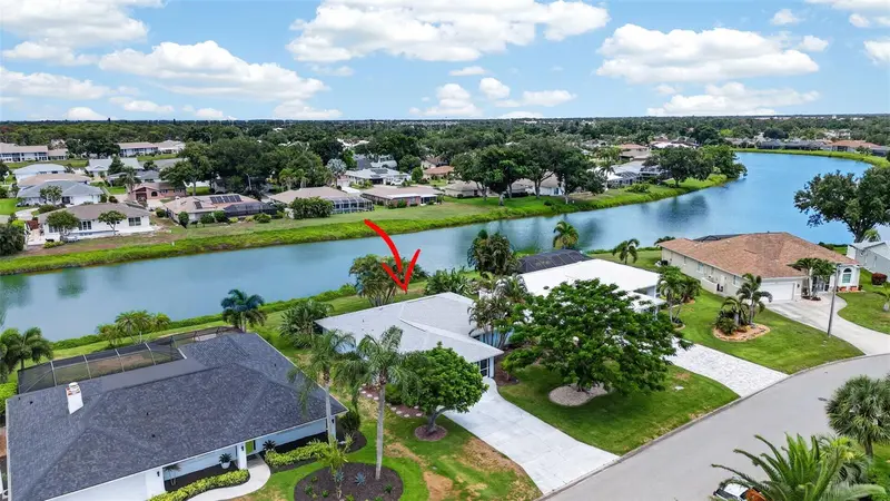 1226 PINE NEEDLE ROAD, VENICE