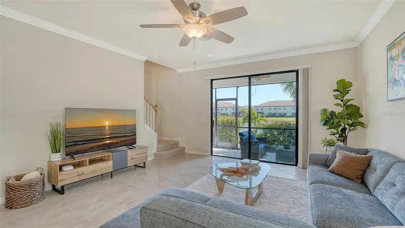 20223 LAGENTE CIRCLE, VENICE, photo 5 of 71