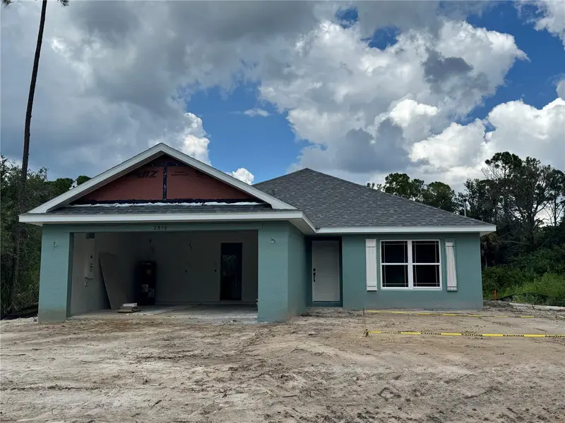 2856 APPLELEAF RD., NORTH PORT