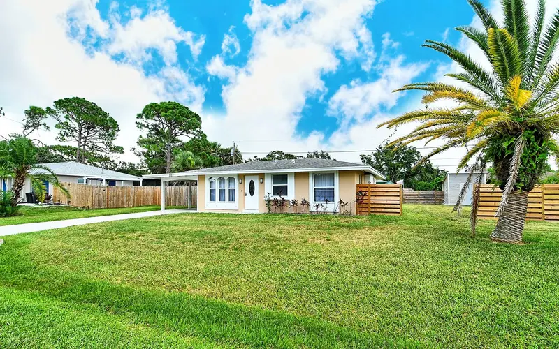 307 SOUTHLAND ROAD, VENICE