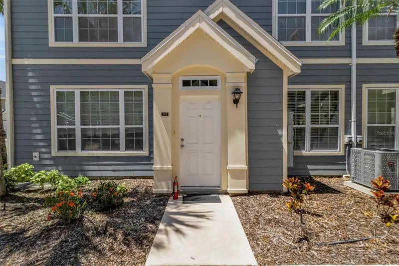 5541 ROSEHILL ROAD #202, SARASOTA
