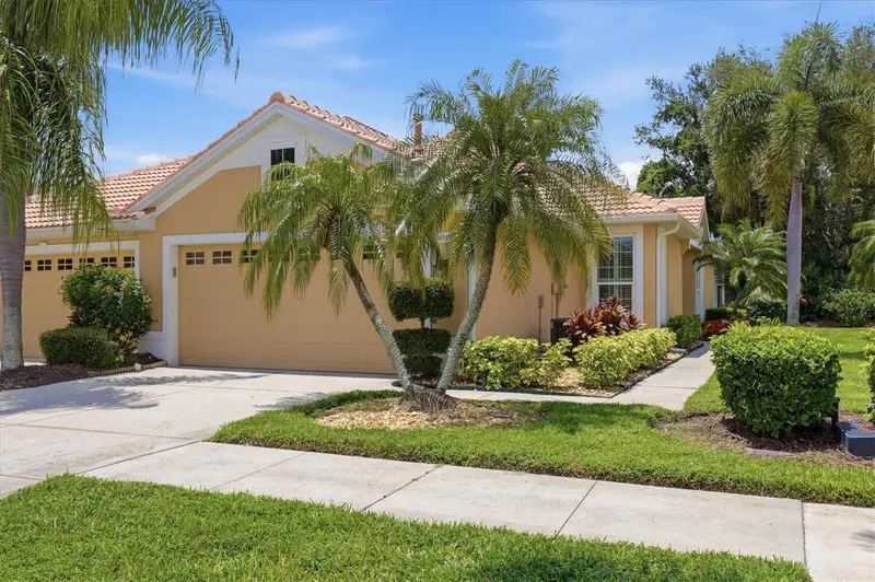 4939 WHISPERING OAKS DRIVE, NORTH PORT