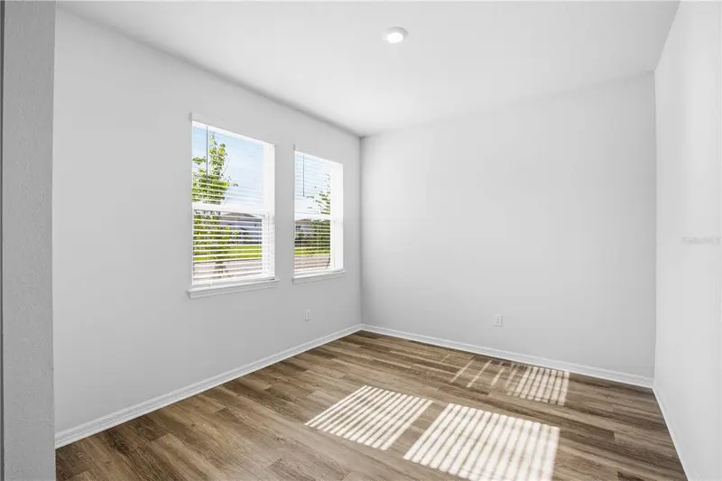 Thumbnail 23