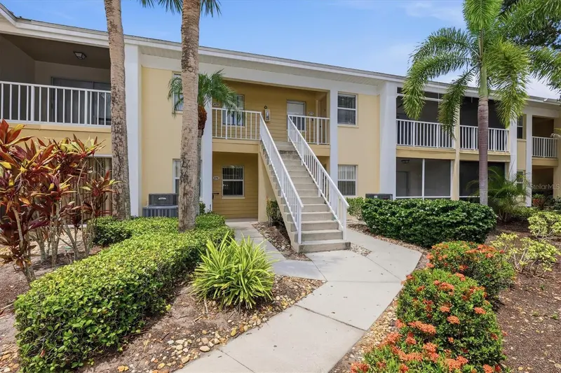 421 CERROMAR TERRACE #370, VENICE