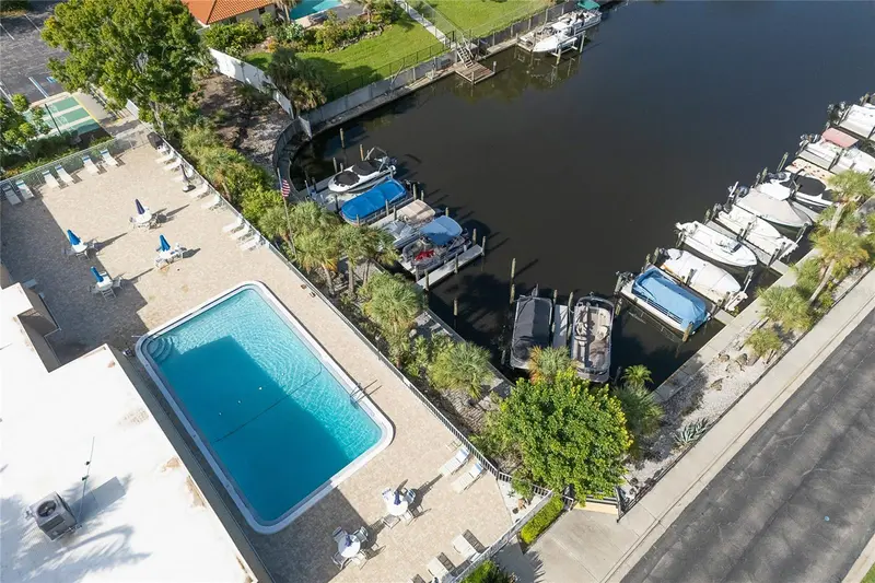 Thumbnail 62