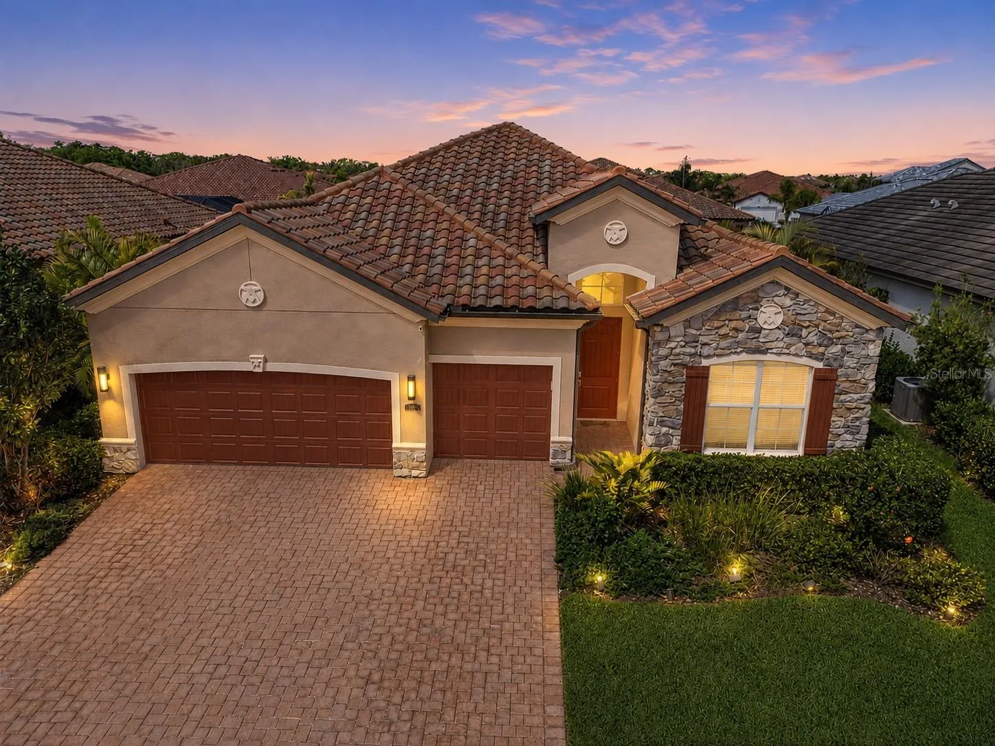 Virtual Twilight Front - Gated Community