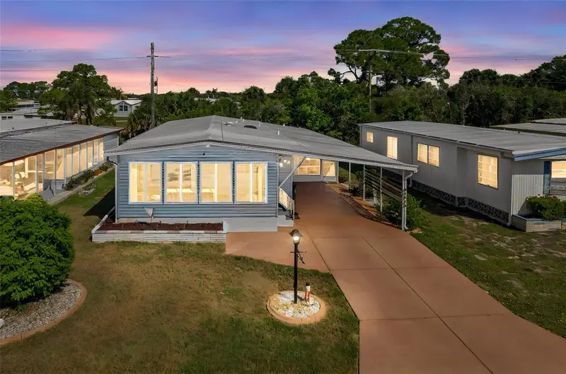 240 LA COSTA, NORTH PORT, photo 3 of 53