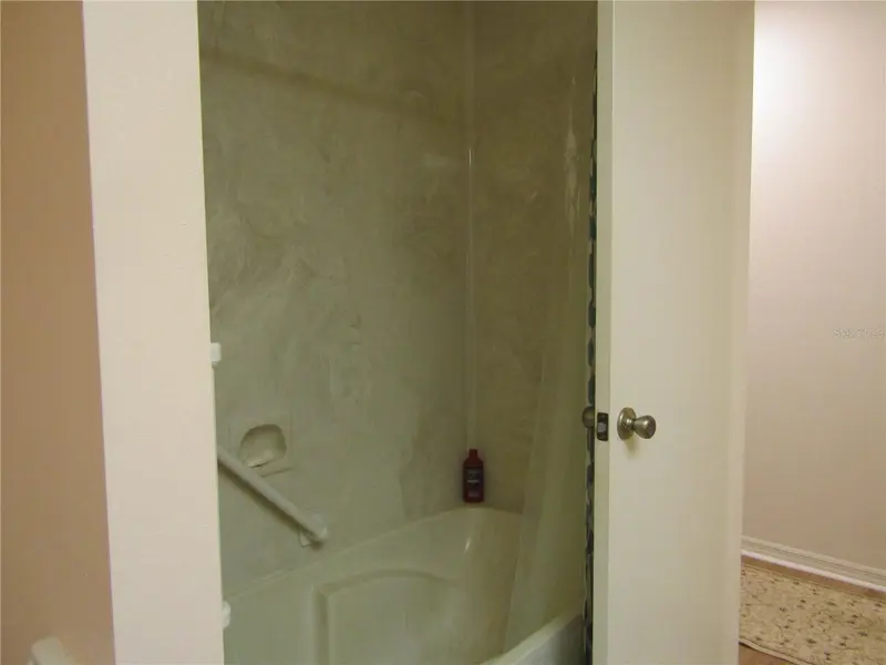 Thumbnail 25