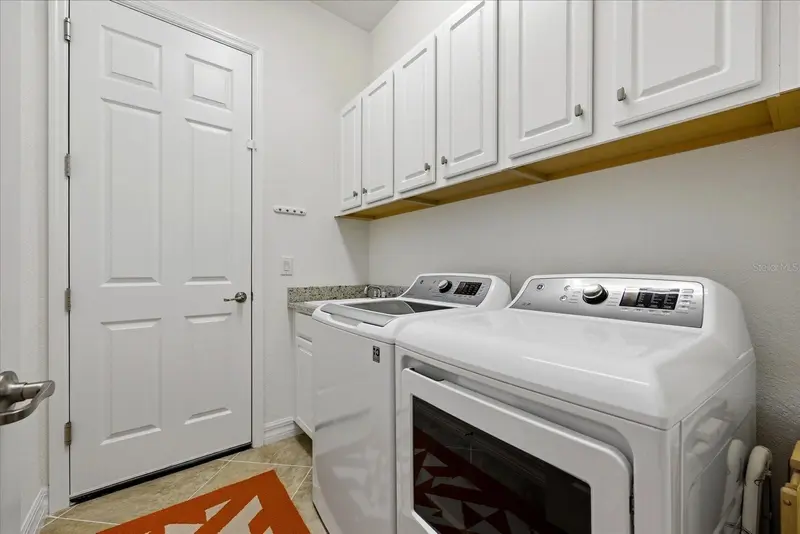 Thumbnail 43