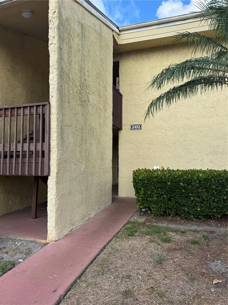 3453 CLARK #252, SARASOTA