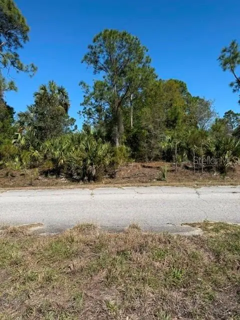 LONDON CIRCLE, NORTH PORT