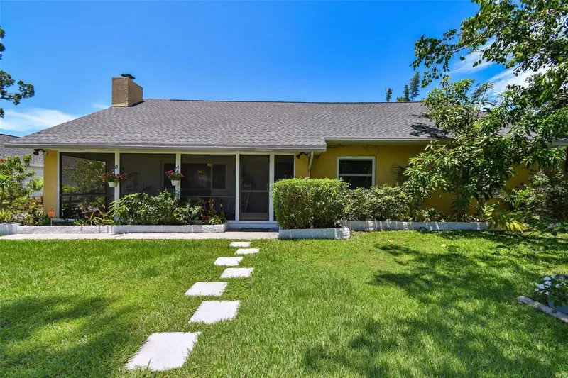 859 PATTERSON DRIVE, SARASOTA, photo 2 of 30