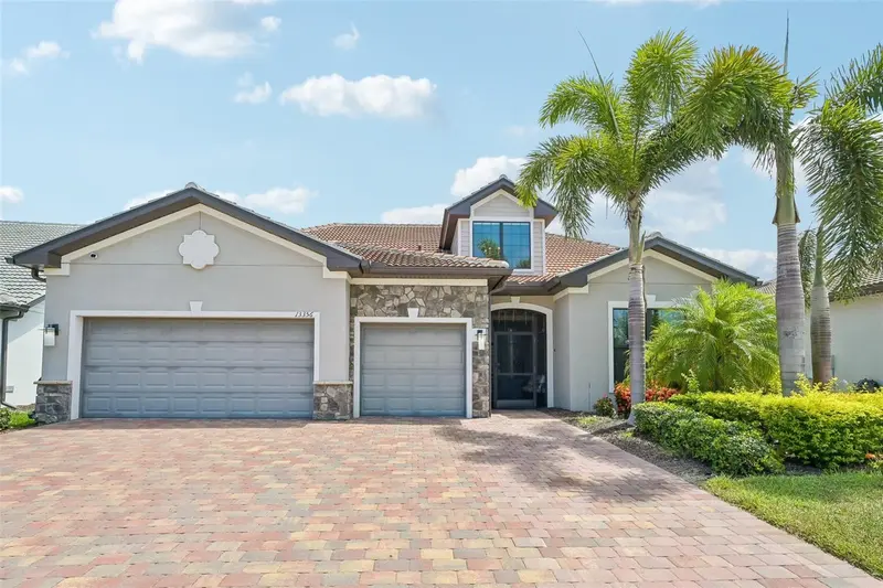 13356 VERANDI STREET, VENICE