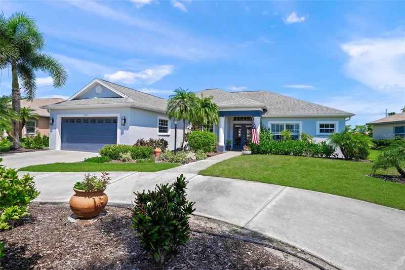2302 VINTAGE STREET, SARASOTA, photo 2 of 51