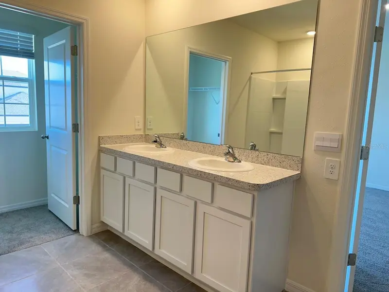 Thumbnail 15