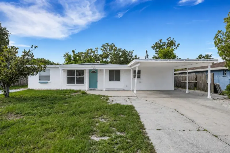4861 BELL MEADE DRIVE, SARASOTA