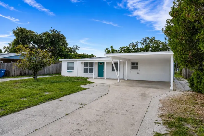 4861 BELL MEADE DRIVE, SARASOTA, photo 2 of 68