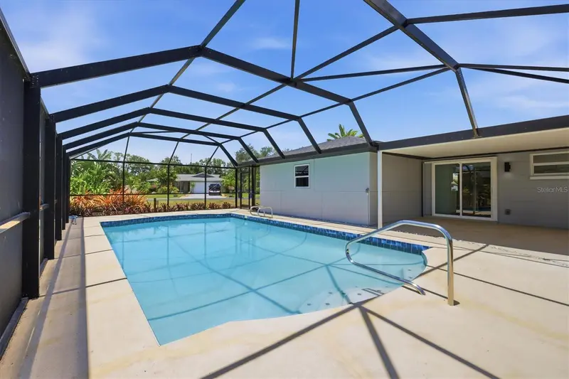 1600 CYPRESS POINT COURT, VENICE, photo 2 of 33