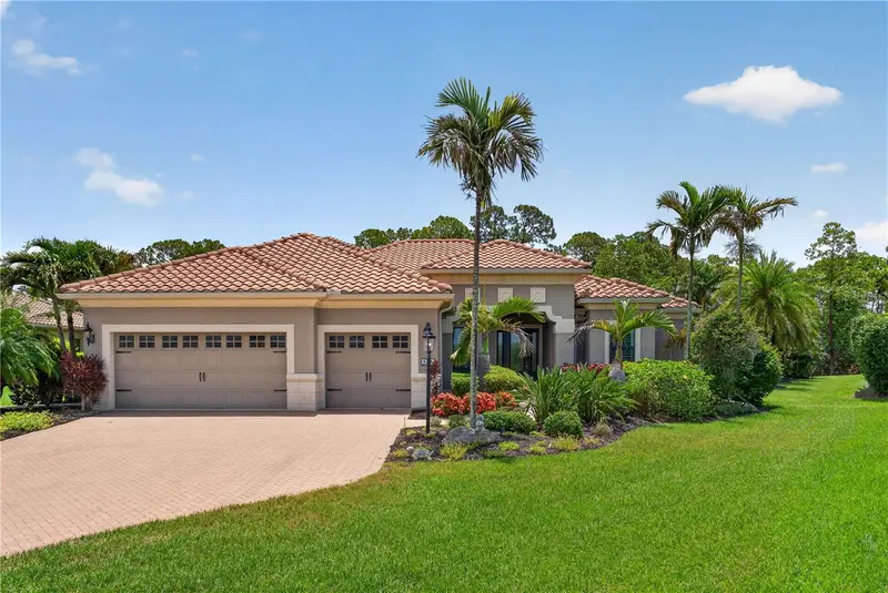 8276 LARKSPUR CIRCLE, SARASOTA