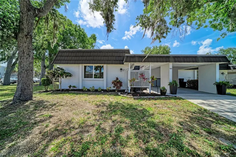 1520 LAKESIDE WAY #147, SARASOTA
