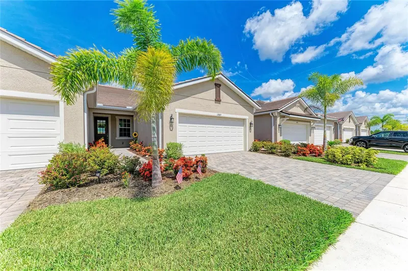 17827 STILLNESS COURT, VENICE
