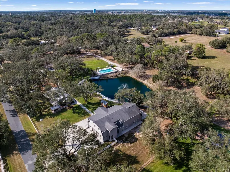 1228 WAGON WHEEL DRIVE, SARASOTA