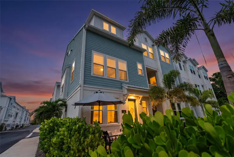 Thumbnail 30