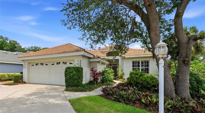 238 VESTAVIA DRIVE, VENICE