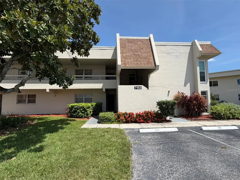 7153 W COUNTRY CLUB DR N #145, SARASOTA