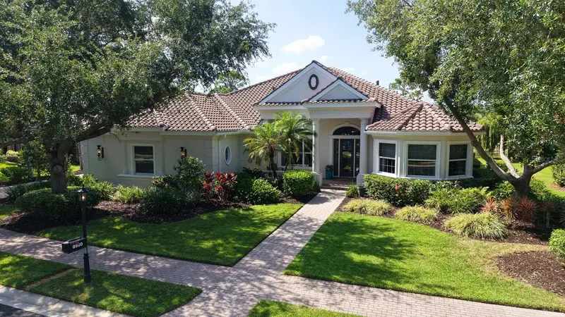 8960 ROCKY LAKE COURT, SARASOTA, photo 4 of 57