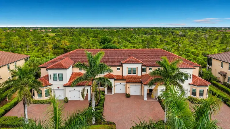 10051 CROOKED CREEK DRIVE #102, VENICE