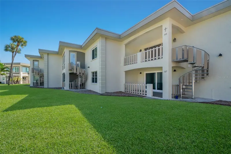 6300 FLOTILLA DRIVE #107, BRADENTON BEACH, photo 4 of 43