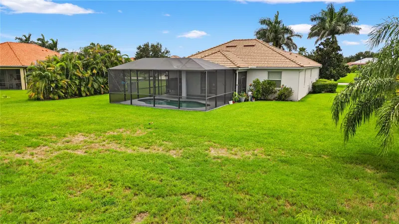 625 148TH COURT, BRADENTON, photo 5 of 36