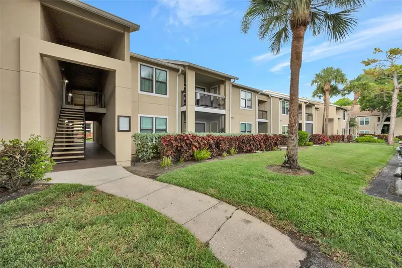 4065 CROCKERS LAKE BOULEVARD #14, SARASOTA, photo 3 of 63