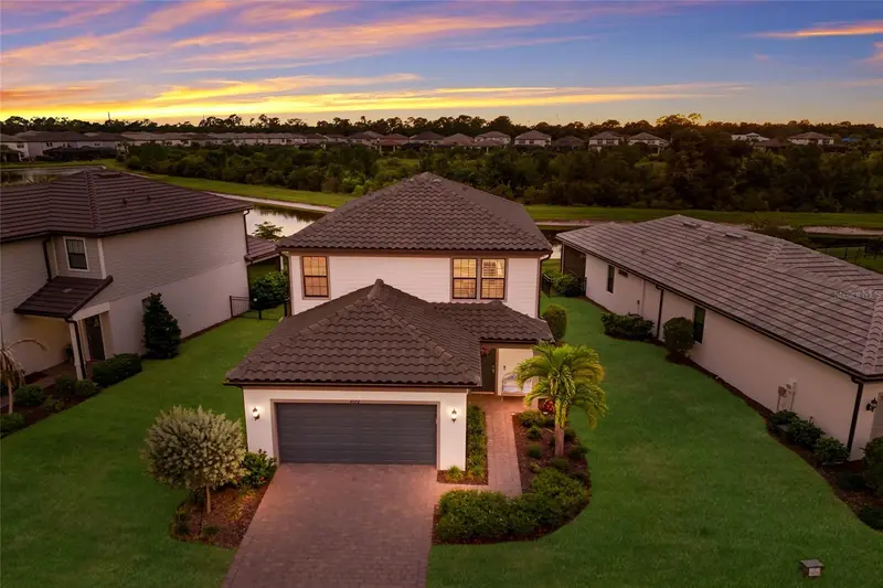 6072 BAYWOOD COURT, LAKEWOOD RANCH