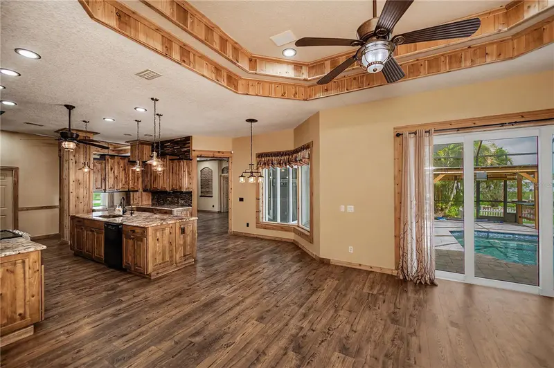 Thumbnail 41