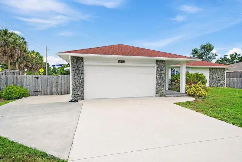 4378 MEADOWLAND CIRCLE, SARASOTA, photo 2 of 46