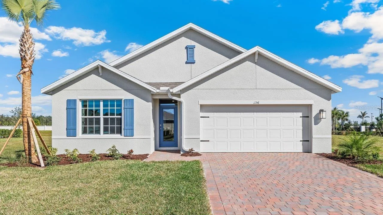 MODEL HOME