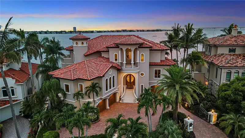 1372 HARBOR DRIVE, SARASOTA